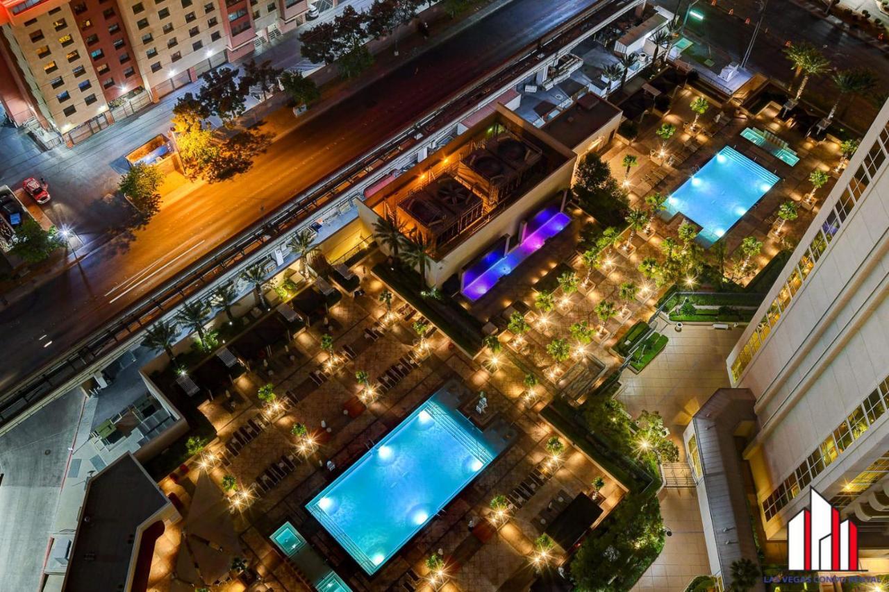 Mgm Signature-28-705 F1 Track & Strip View Balcony 라스베이거스 외부 사진